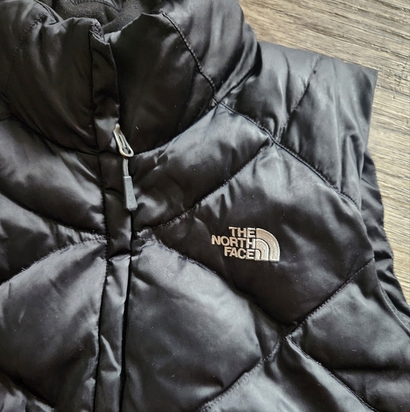 The North Face Women's Large 550 Fill Goose Down Puffer Vest Black Quilted - Picture 3 of 9
